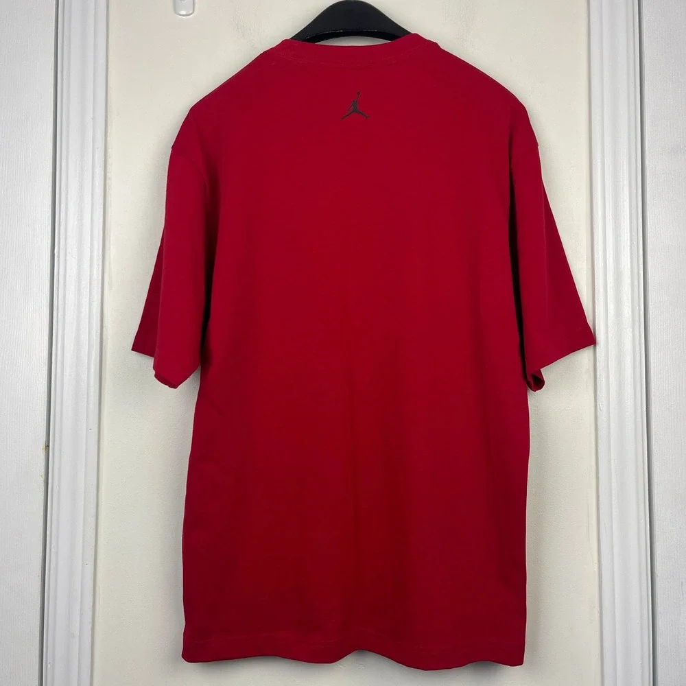 Jordan men red